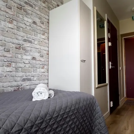 Ik & Hotel 3*