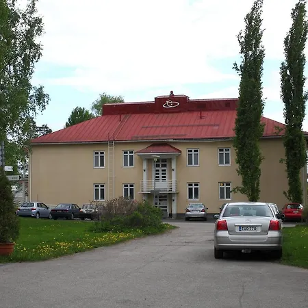 Ik & Отель Кеуруу